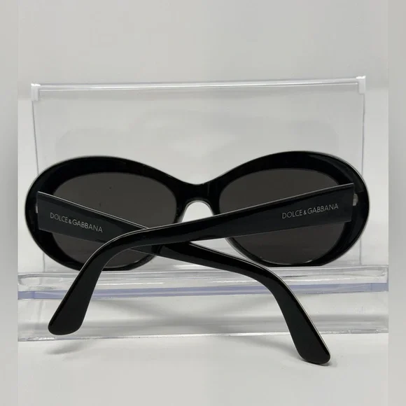 ❌ SOLD ❌ Dolce & Gabbana Glossy Black Oval Sunglasses EUC - Picture 2 of 8